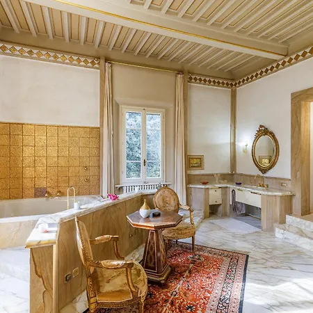 Villa Eighteenth-century Tuscan Tricolle *